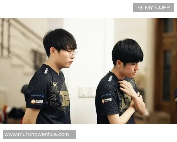 RNG战队在CSGO中的节奏变革引发热议与期待 RNG战队在CSGO中的节奏变革引发热议与期待